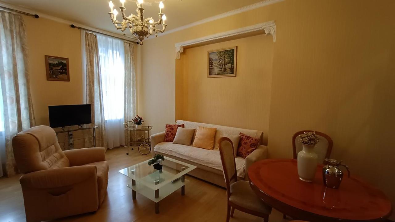 Apartments Stubsi With Colonnade View Karlovy Vary Exterior photo